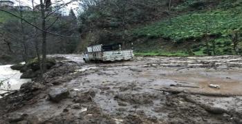 Rize'de Sağanak Yağış Sel ve Heyelanlara Yol Açtı