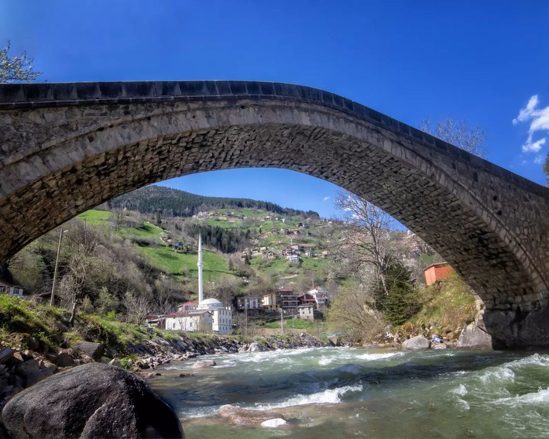 Dereköy Taş Köprüsü