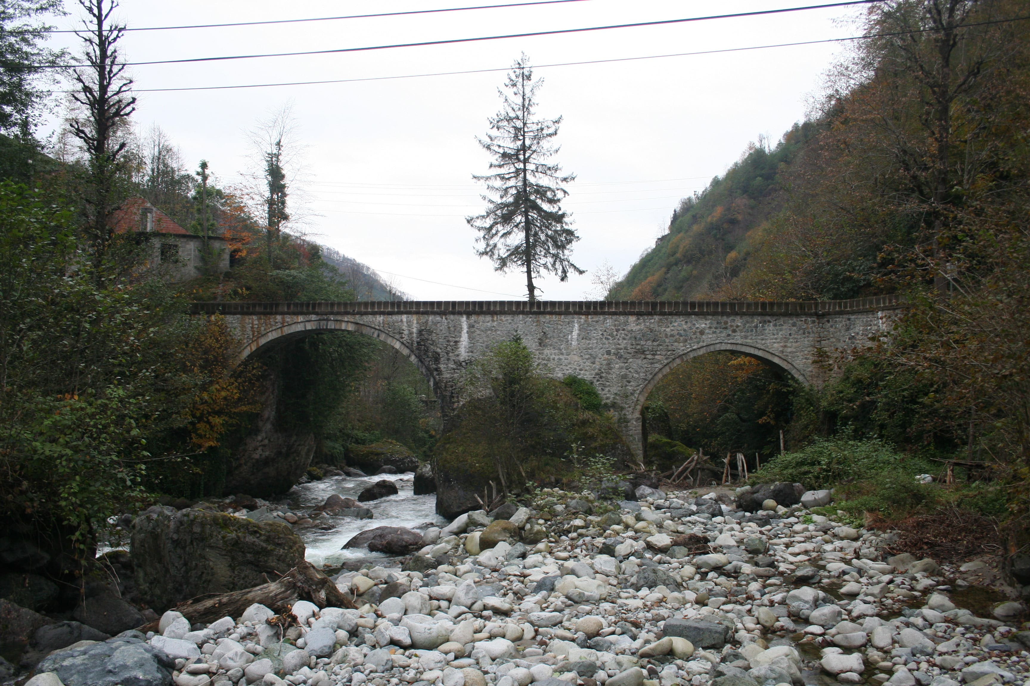 Yukarı Durak Taş Köprüsü